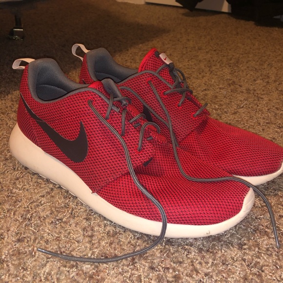 NIKE ROSHE RUNS - Picture 2 of 4